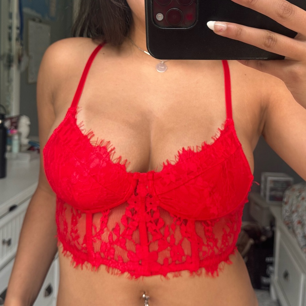 SHEIN Red Lace Corset Top with Underwire
